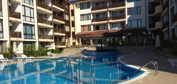 Victoria'S Apartments Nesebar Exteriör bild